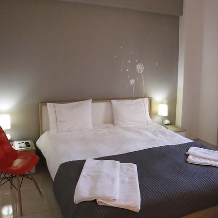 אתונה Metaxourghio Boutique Apartment מראה חיצוני תמונה