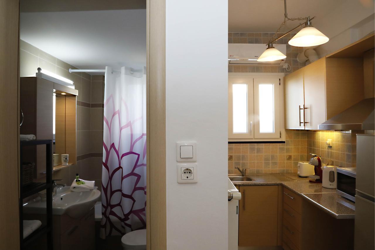 אתונה Metaxourghio Boutique Apartment מראה חיצוני תמונה