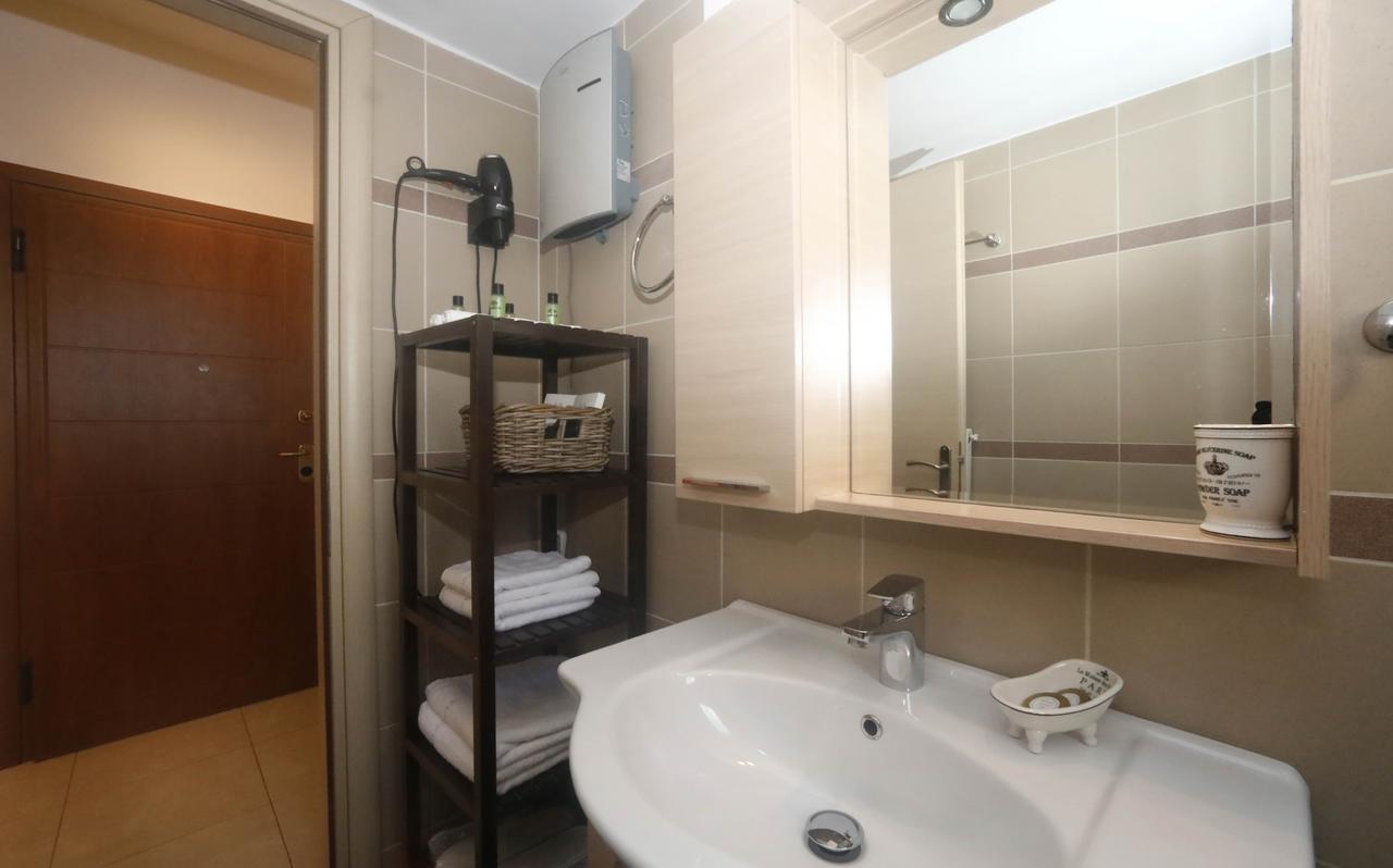 אתונה Metaxourghio Boutique Apartment מראה חיצוני תמונה