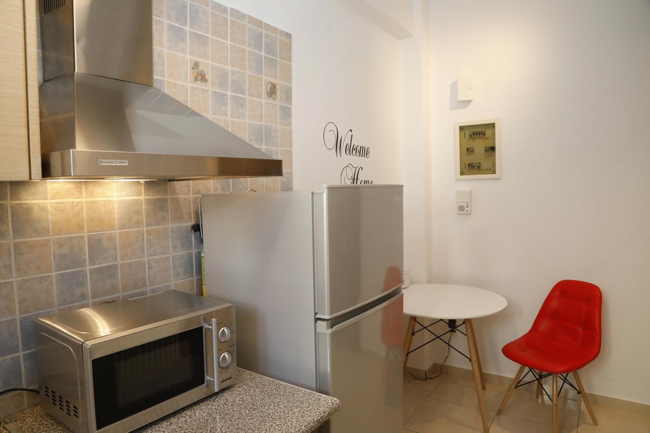 אתונה Metaxourghio Boutique Apartment מראה חיצוני תמונה
