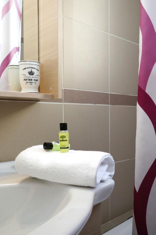 אתונה Metaxourghio Boutique Apartment מראה חיצוני תמונה